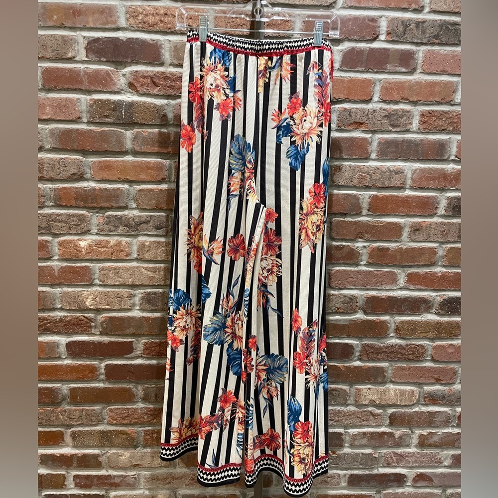 Flying Tomato palazzo pants